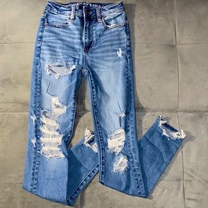 American Eagle Outfitters destroyed Super Hi-Rise Jegging